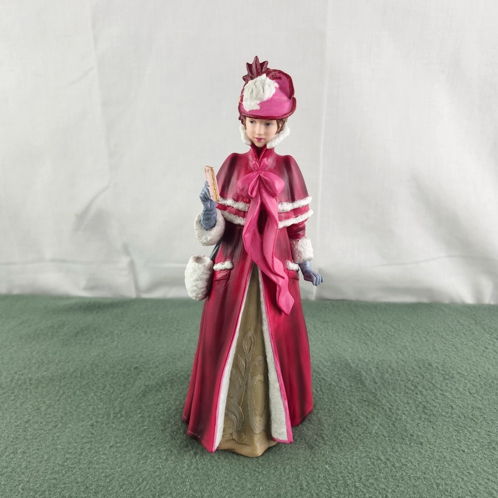 VINTAGE AVON 1989 MRS ALBEE PRESIDENTS CLUB AWARD FULL SIZE FIGURINE